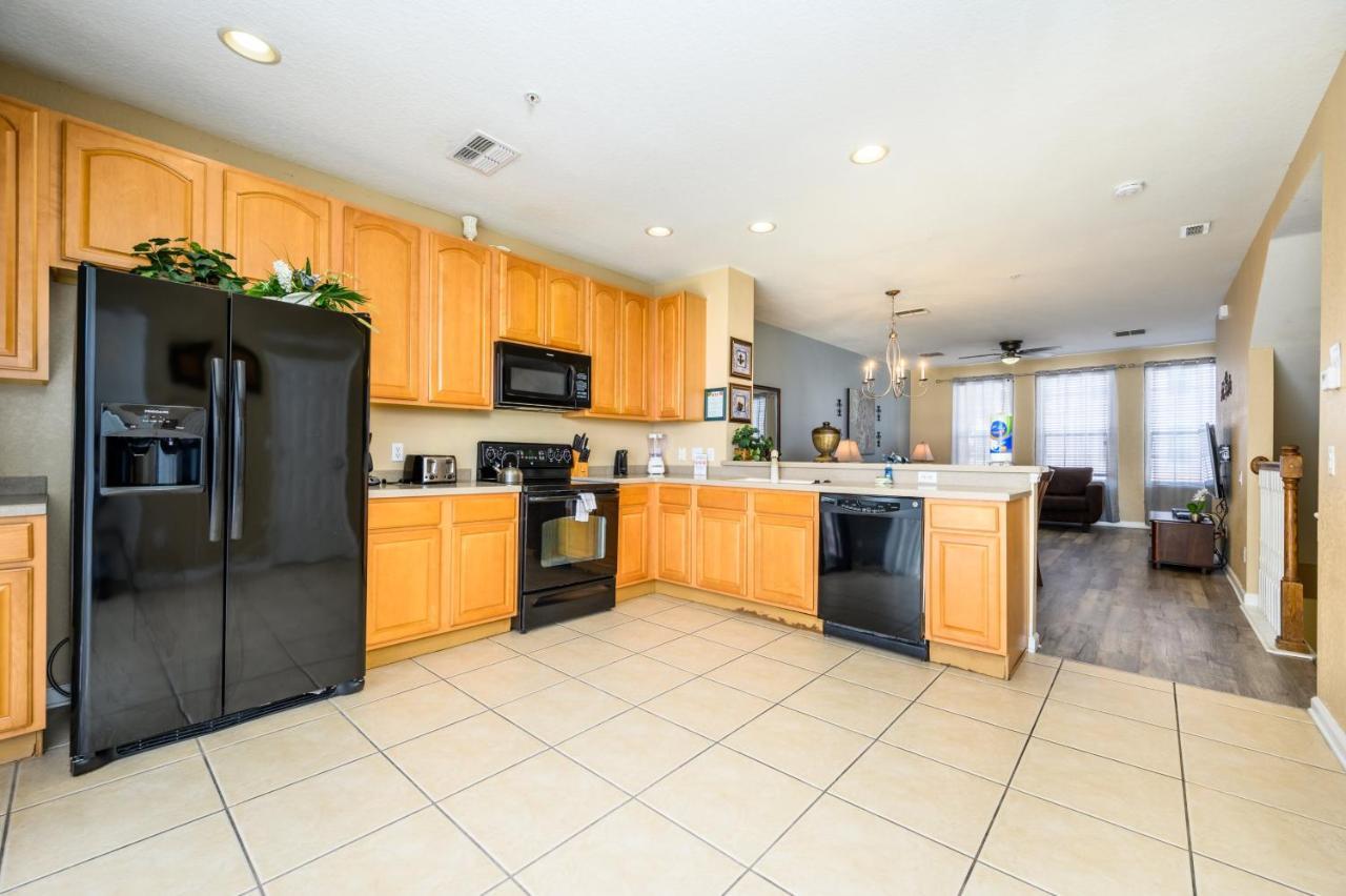 Apartment Beautiful Townhome, Vista Cay Direct - 4010